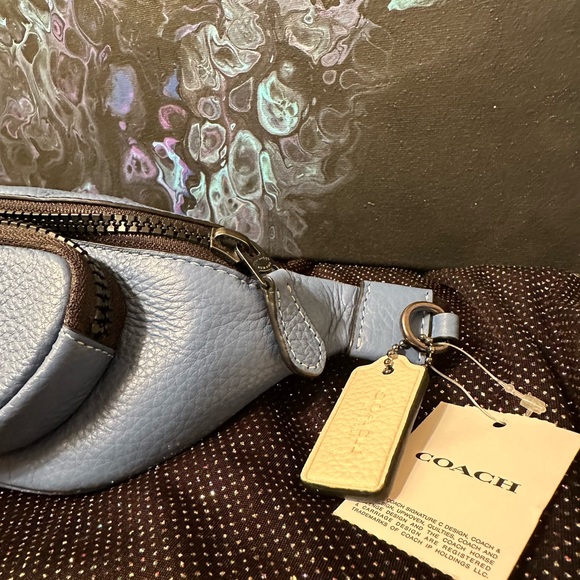 NWT Coach Sprint Light Blue Leather Bum Bag - Picture 2 of 6